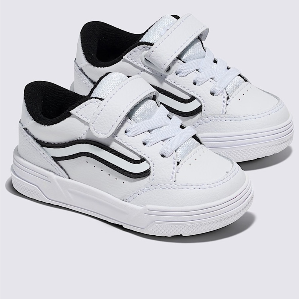 Vans Kids Hylane V White and Black Velcro Low-Top Skate Sneakers